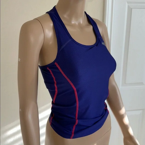 NWT 2XU Women's Blue Sports Bra with Pink Accents Size X Small. - Picture 2 of 13